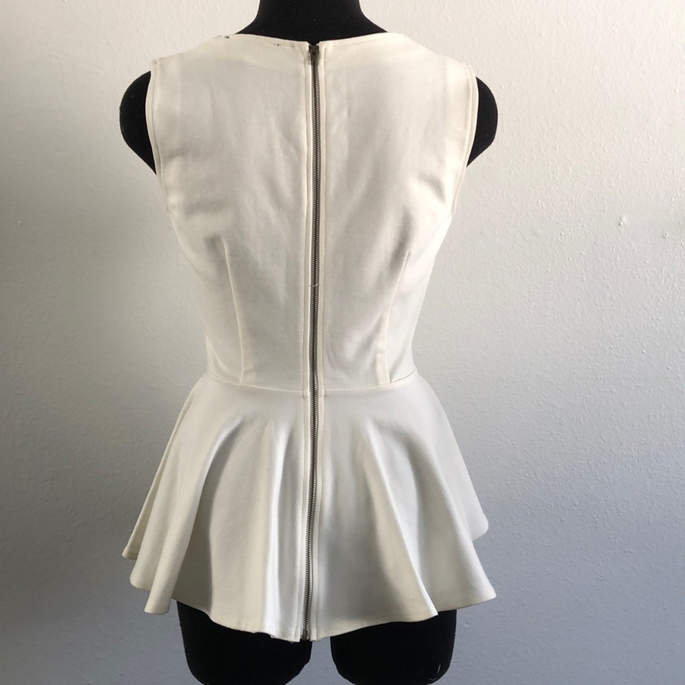 V neck peplum top - Picture 3 of 5